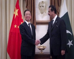 China, Pakistan sign for billions 