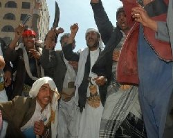 Thousands rally in Yemen