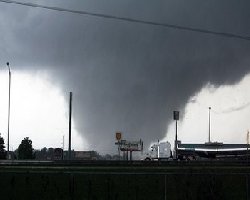 Severe weather causes havoc in US 