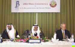 Emir of Qatar urges forum to foster Islamic-American dialogue