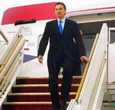 Blair Arrives in Iraq