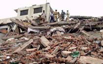 Dhaka Factory Collapse Traps Hundreds