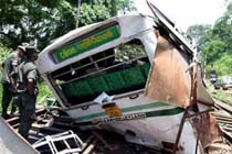 Dozens Dead as Sri Lanka Train Hits Bus