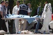 Turkey Police Shoot Bomb Suspect 