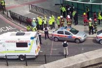 London Blasts Cause Chaos on Tube 