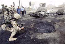 Many Iraqi Policemen Killed in New Attacks